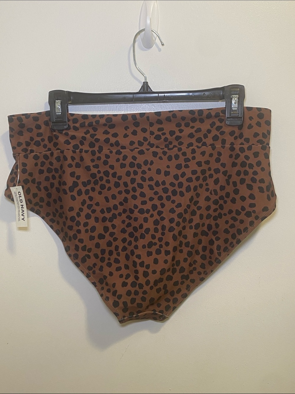 Old Navy Brown and Black Dotted Crop Tank - Picture 5 of 5